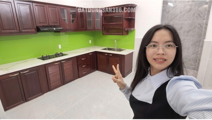 Ngay Aeon Tân Phú, nhà 3 tầng 56m2 full nội thất chỉ nhỉnh nhẹ 6Đ